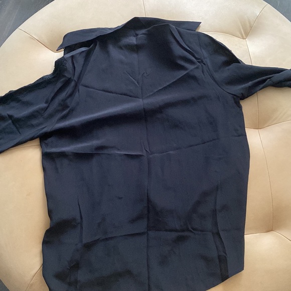 Sezane black lace silk shirt - Picture 8 of 11